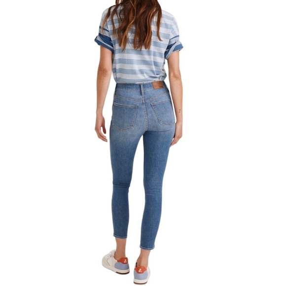 Madewell Stretchy 10" High-Rise Skinny Crop Jeans in Welling Wash 27 - Picture 6 of 16